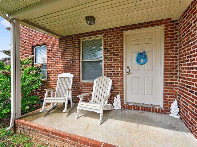502 Tecumseh Trail B, Versailles, KY 40383
