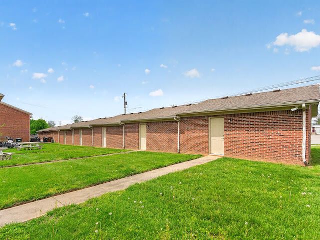 502 Tecumseh Trail B, Versailles, KY 40383