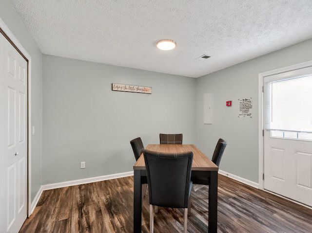 502 Tecumseh Trail B, Versailles, KY 40383
