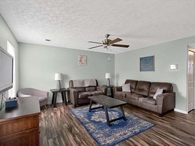 502 Tecumseh Trail B, Versailles, KY 40383