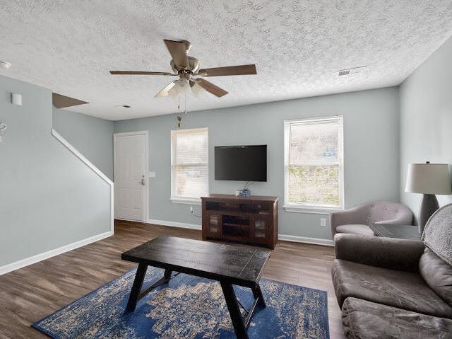502 Tecumseh Trail B, Versailles, KY 40383
