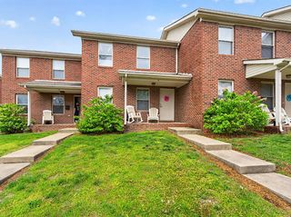 502 Tecumseh Trail B, Versailles, KY 40383