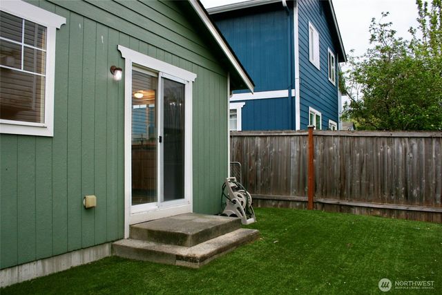 6412 79th Place NE, Marysville, WA 98270