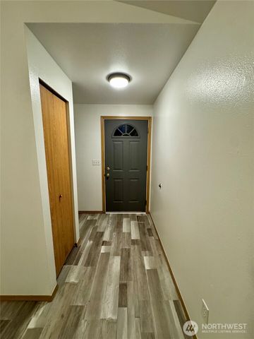 6412 79th Place NE, Marysville, WA 98270