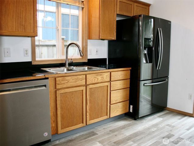 6412 79th Place NE, Marysville, WA 98270