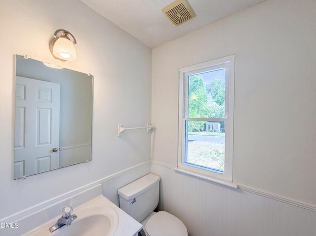 5401 Bentgrass Drive, Raleigh, NC 27610