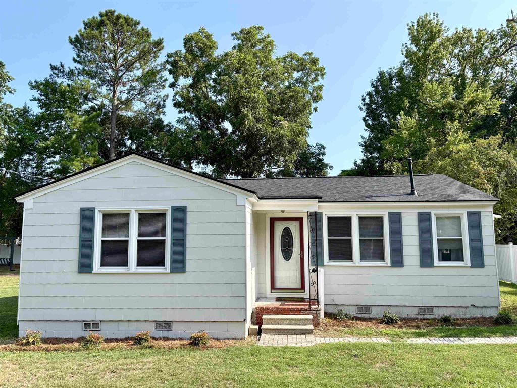 505 Dawson St., Georgetown, SC 29440