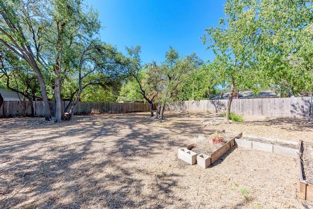 2209 N Celia DR, Cedar Park, TX 78613