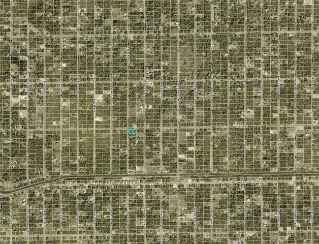 1307 W 13th ST, Lehigh Acres, FL 33972