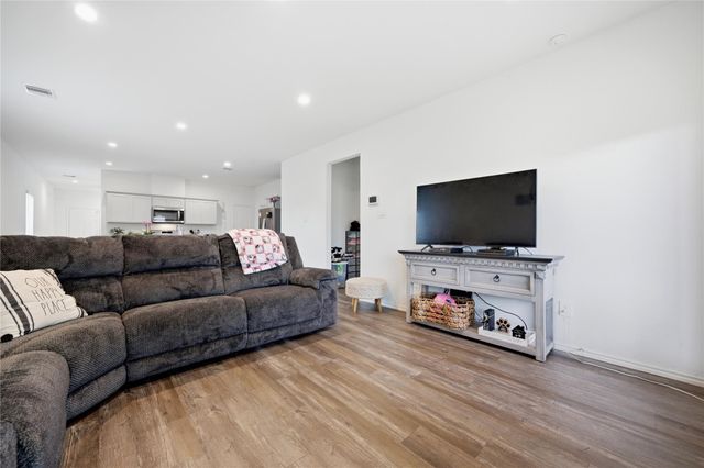 24306 Saddlestone Green Drive, Spring, TX 77373