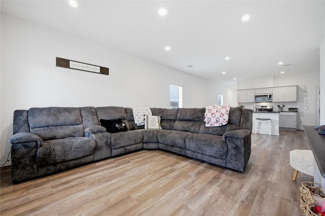 24306 Saddlestone Green Drive, Spring, TX 77373