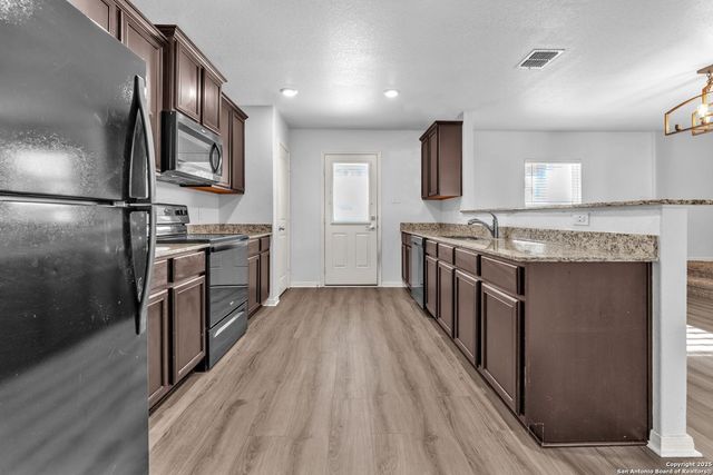 6122 Lakefront, San Antonio, TX 78222