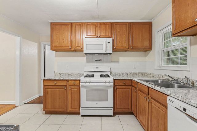1401 Plaza Avenue SW, Atlanta, GA 30310