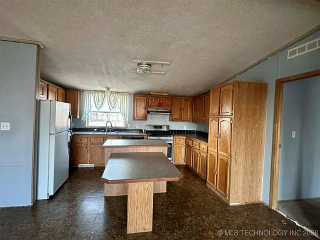 33900 S 4220 Road, Inola, OK 74036