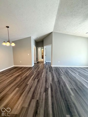 8102 Brookmont Court 207, Indianapolis, IN 46278