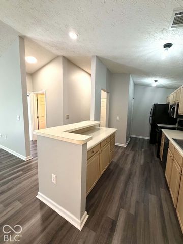 8102 Brookmont Court 207, Indianapolis, IN 46278
