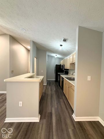 8102 Brookmont Court 207, Indianapolis, IN 46278
