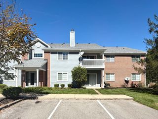 8102 Brookmont Court 207, Indianapolis, IN 46278