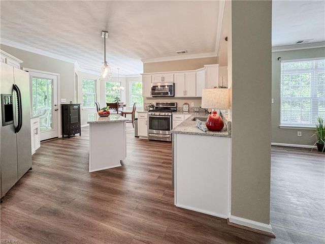 2485 Windy Pines BND, Virginia Beach, VA 23456