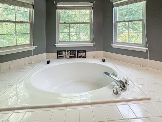 2485 Windy Pines BND, Virginia Beach, VA 23456