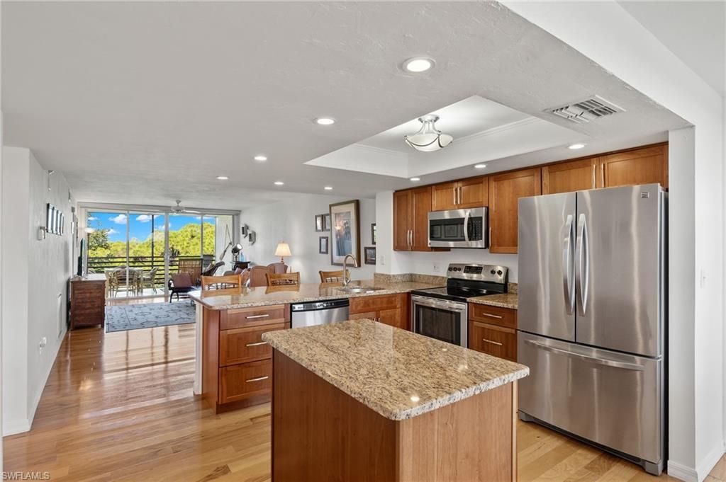 290 Naples Cove DR 2602, NAPLES, FL 34110 — exterior