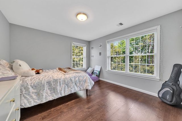 122 Milton St 122, Dedham, MA 02026