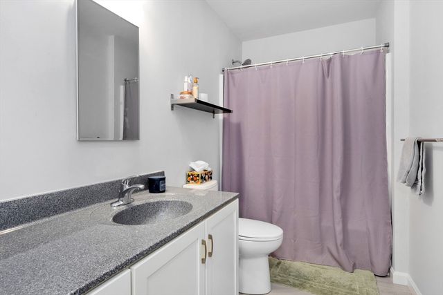 122 Milton St 122, Dedham, MA 02026
