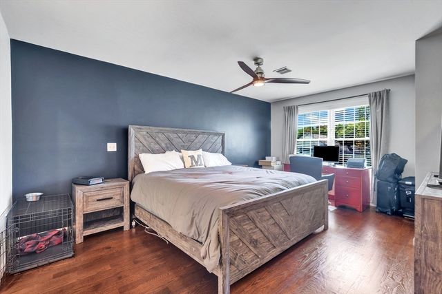 122 Milton St 122, Dedham, MA 02026