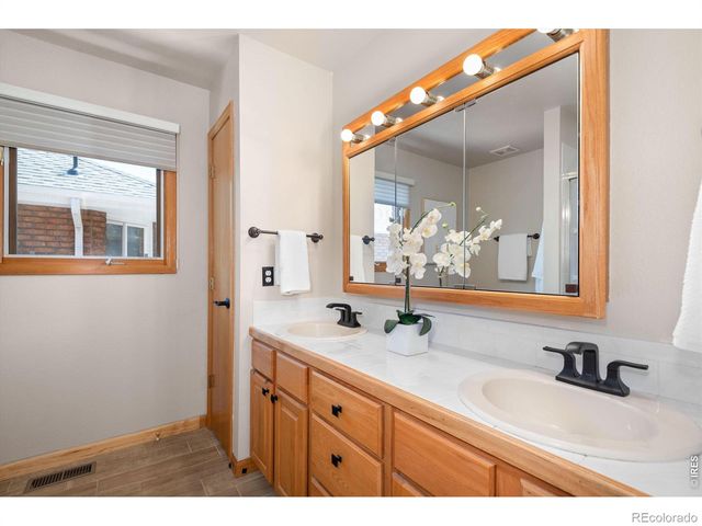 1639 Francis Way, Longmont, CO 80501