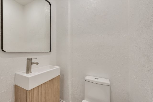 1104 Belvedere Drive, Arlington, TX 76010