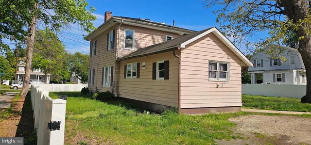 222 N EAST AVE, Vineland, NJ 08360