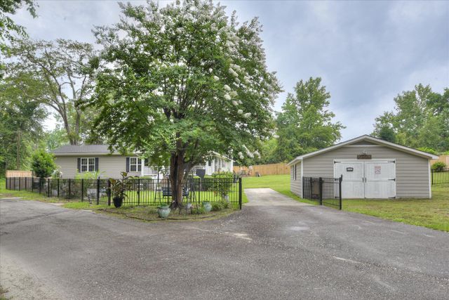 132 Pond Row, Warrenville, SC 29851