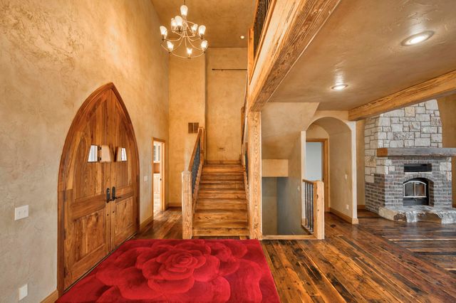 1661 N Old Burr Oak Court, Nixa, MO 65714