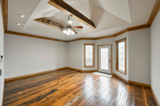 1661 N Old Burr Oak Court, Nixa, MO 65714