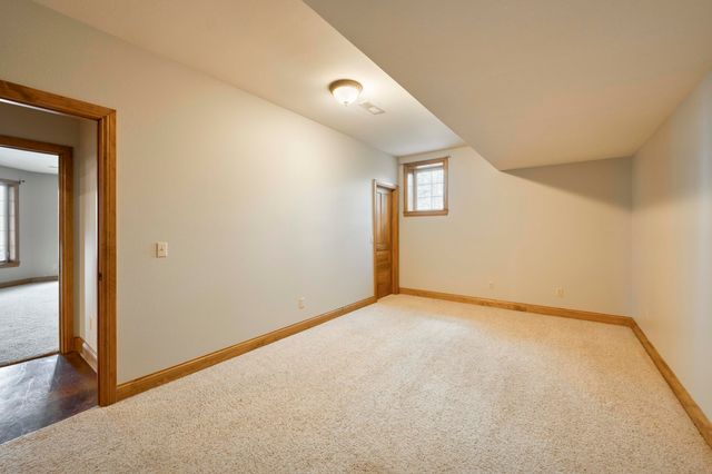 1661 N Old Burr Oak Court, Nixa, MO 65714