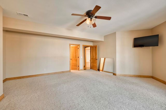 1661 N Old Burr Oak Court, Nixa, MO 65714