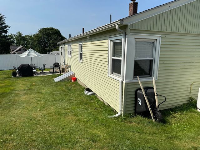 89 Westview, Worcester, MA 01602