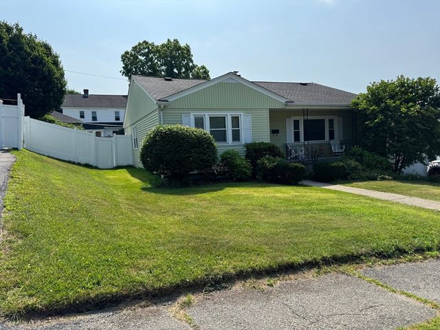 89 Westview, Worcester, MA 01602