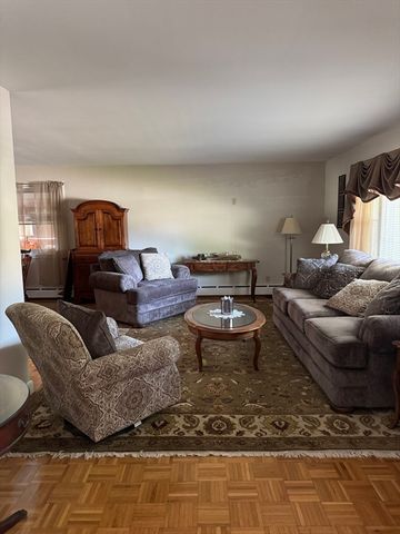 89 Westview, Worcester, MA 01602