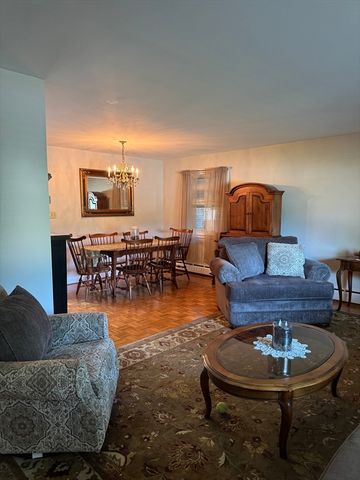 89 Westview, Worcester, MA 01602