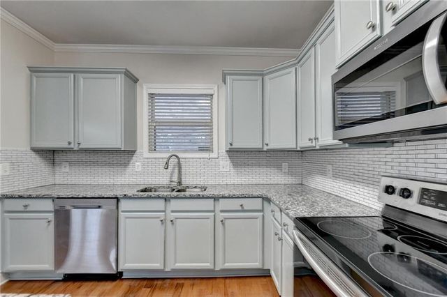 522 Suwanee Oaks Drive, Suwanee, GA 30024