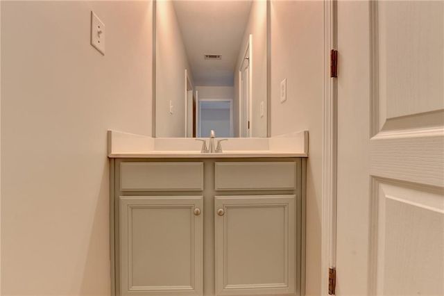 522 Suwanee Oaks Drive, Suwanee, GA 30024