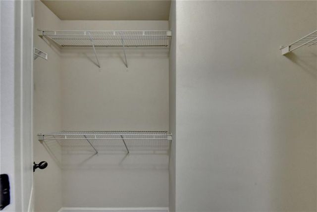 522 Suwanee Oaks Drive, Suwanee, GA 30024