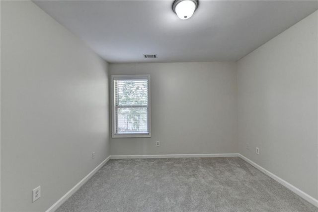 522 Suwanee Oaks Drive, Suwanee, GA 30024
