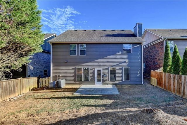 522 Suwanee Oaks Drive, Suwanee, GA 30024