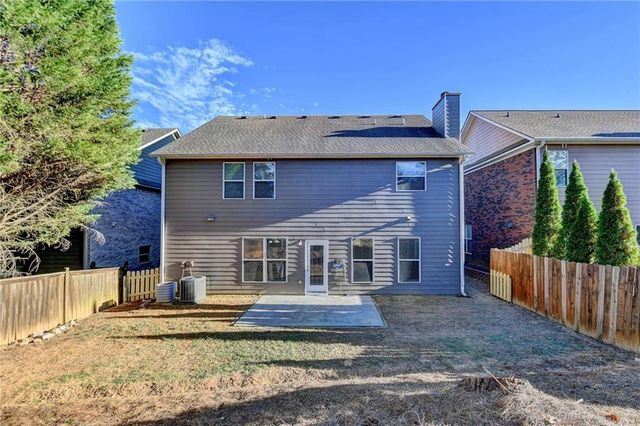 522 Suwanee Oaks Drive, Suwanee, GA 30024