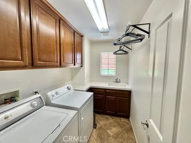 35526 Desert Rose, Lake Elsinore, CA 92532