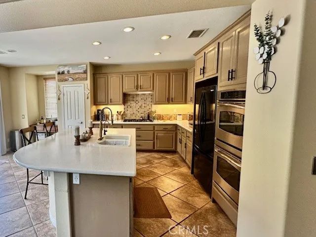 35526 Desert Rose, Lake Elsinore, CA 92532