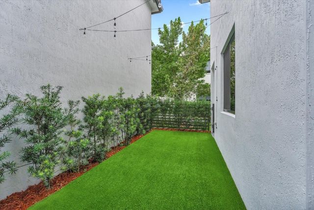 4346 NW 81st Avenue, Doral, FL 33166
