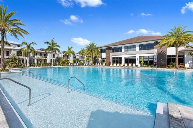 4346 NW 81st Avenue, Doral, FL 33166
